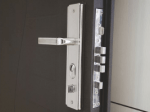 Основна ключалка на блиндирана входна врата от серия Комфорт